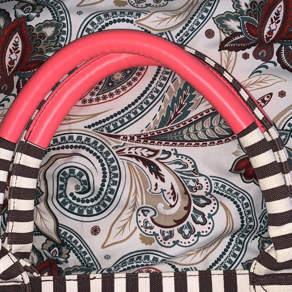 Henri Bendel Beach Tote - Picture 3 of 13
